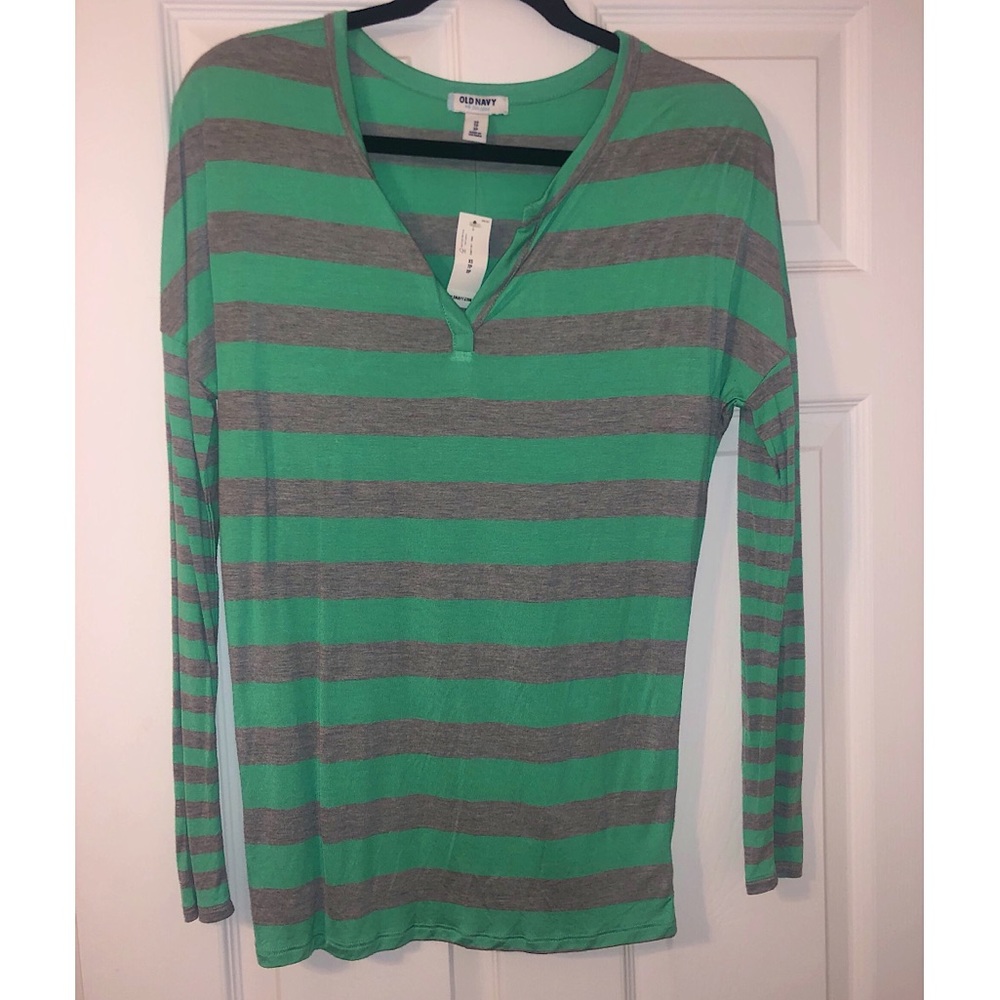 Old Navy Long Sleeve Top